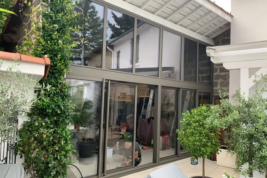 Coulissant aluminium Vernaison par l'Atelier de l'Alu