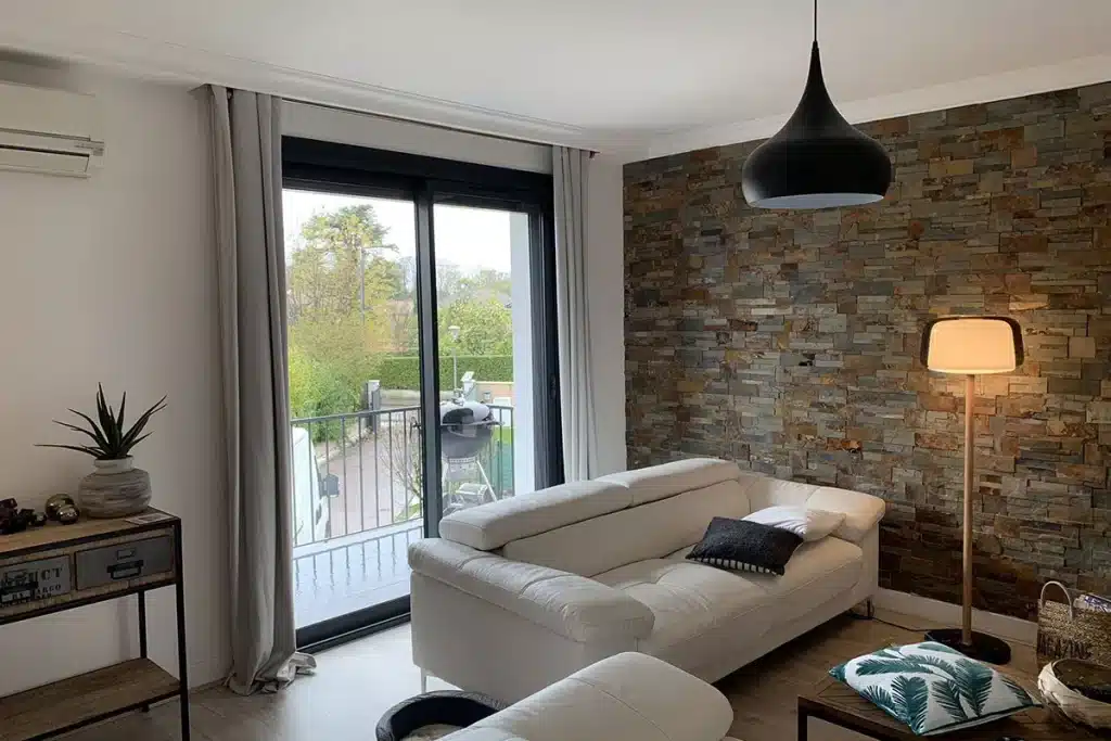Pose coulissant aluminium Vourles par l'Atelier de l'Alu