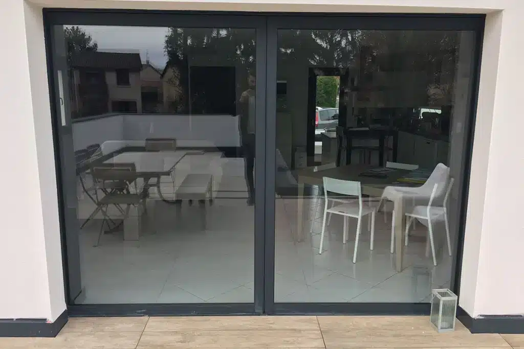 Fenêtre aluminium Ecully par l'Atelier de l'Alu