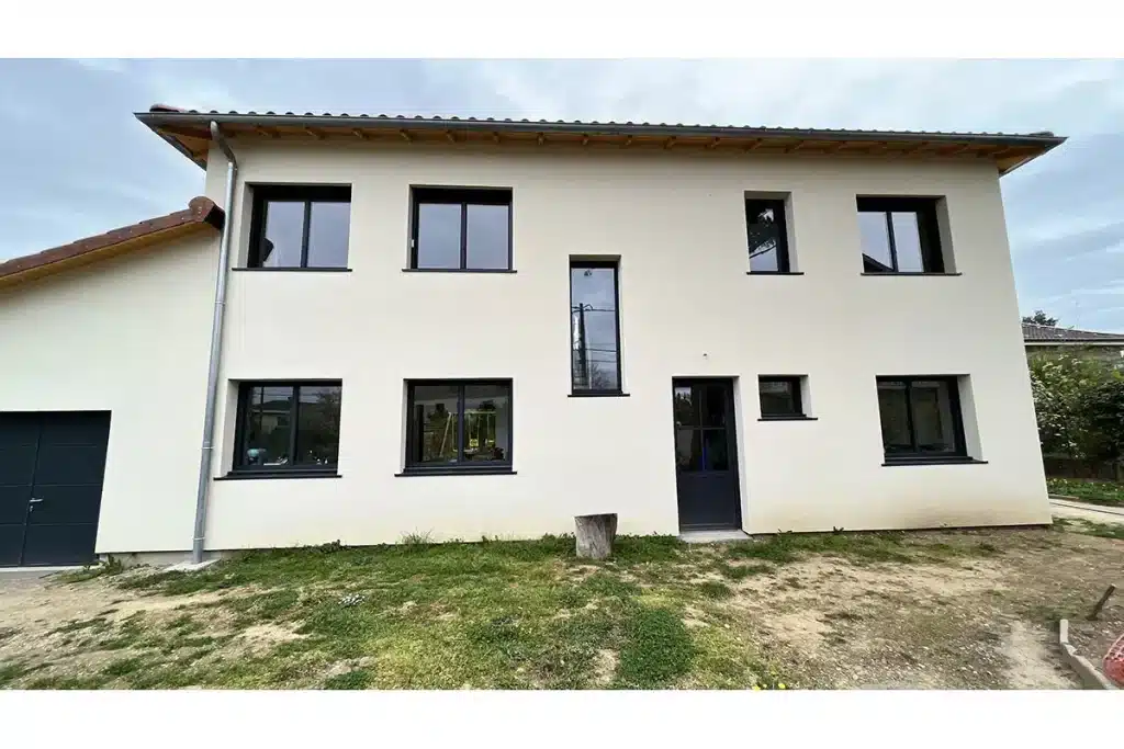 Fenêtre maison rénovation par l'Atelier de l'Alu