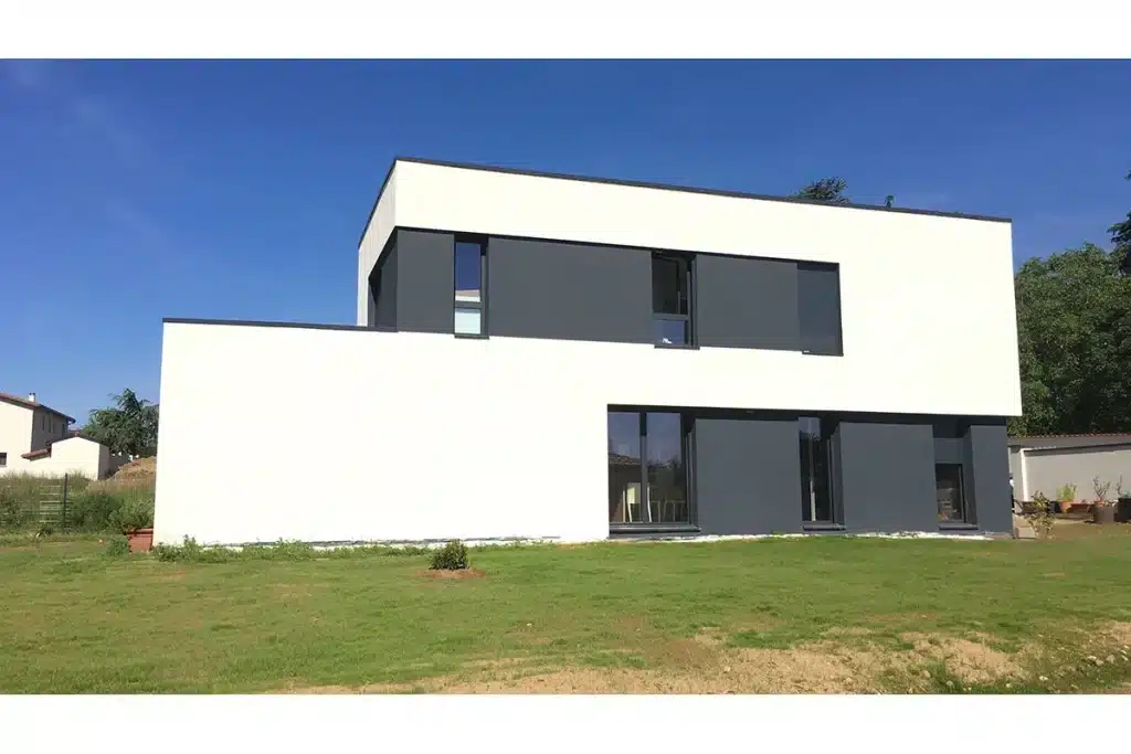 Fenêtre moderne par l'Atelier de l'Alu