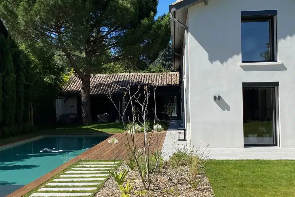 Fenêtre aluminium Saint-Genis-Laval par l'Atelier de l'Alu