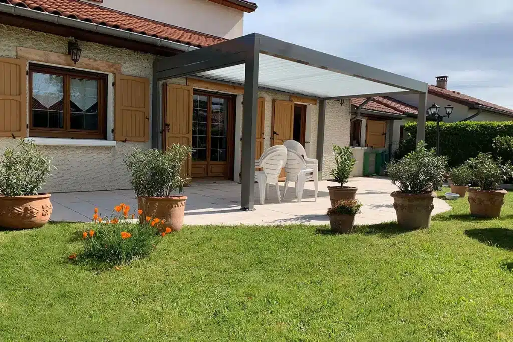 Pergola aluminium Chassagny par l'Atelier de l'Alu