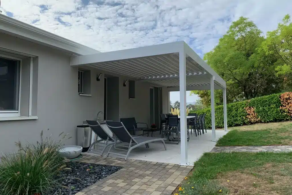 Pergola aluminium Saint-Cyr par l'Atelier de l'Alu