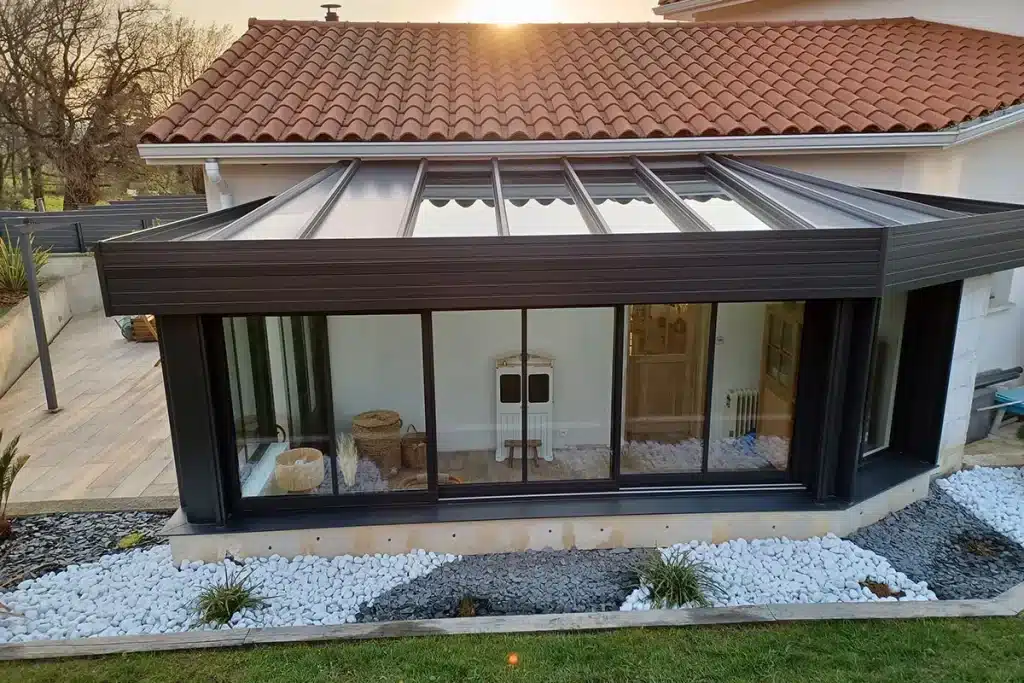 Pose véranda aluminium par l'Atelier de l'Alu