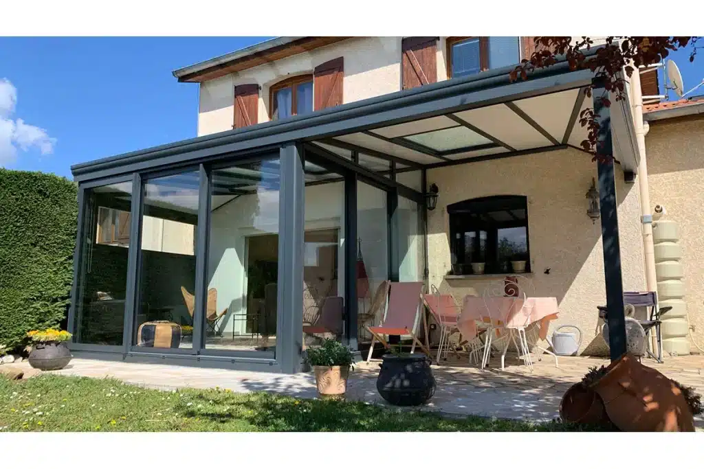 Véranda aluminium anthracite Charly par l'Atelier de l'Alu