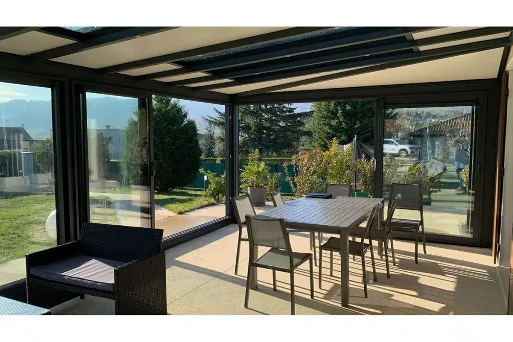 Véranda aluminium anthracite Dardilly par l'Atelier de l'Alu