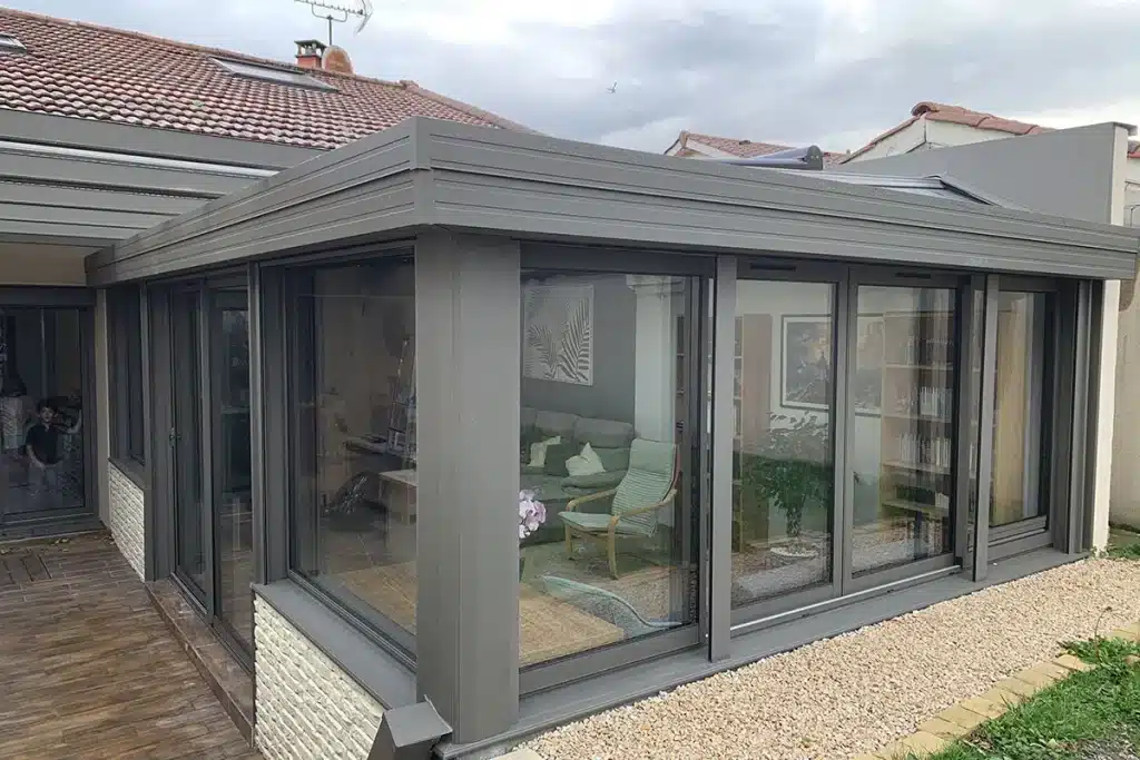 Véranda aluminium anthracite Limonest par l'Atelier de l'Alu
