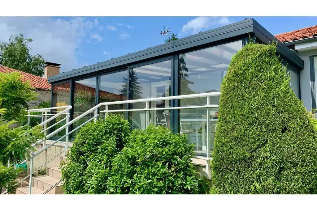 Véranda aluminium anthracite Oullins par l'Atelier de l'Alu