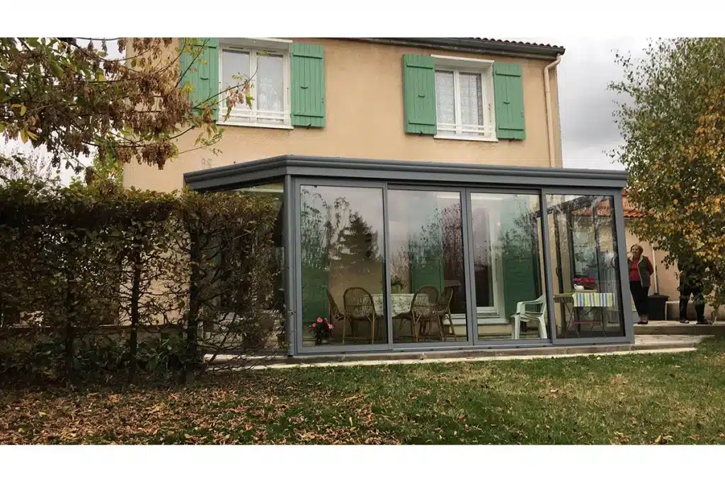 Véranda aluminium Thurins par l'Atelier de l'Alu