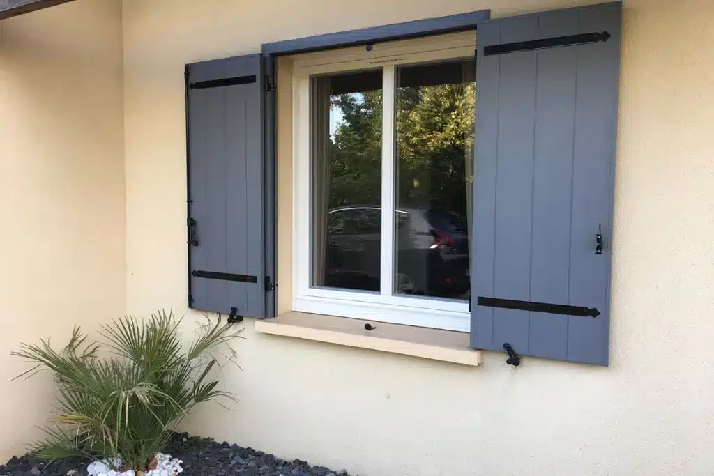 Volets aluminium Lentilly par l'Atelier de l'Alu
