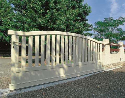 Portail Aluminium beige Craponne par l'Atelier de l'Alu