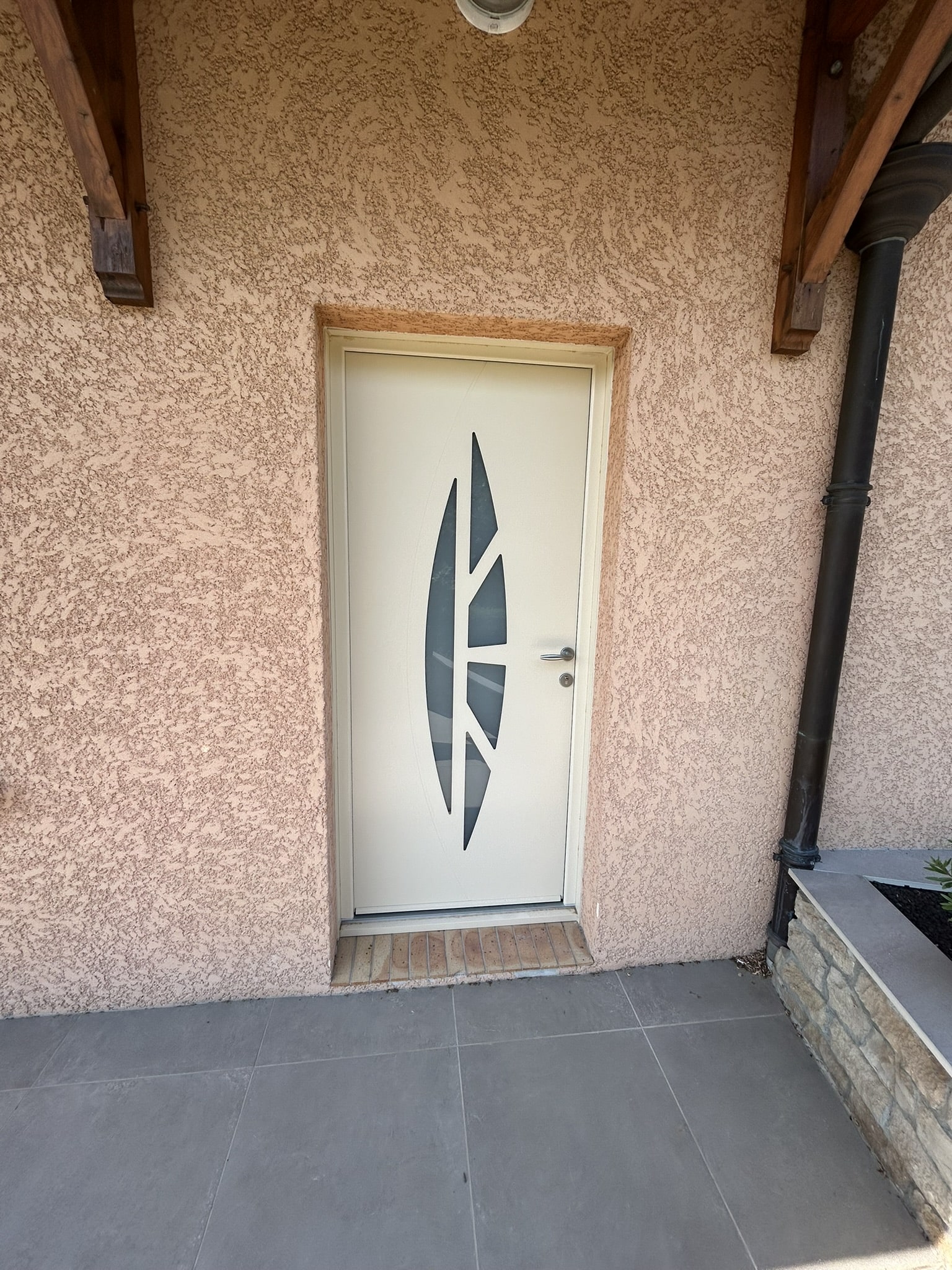Porte entrée aluminium à Écully