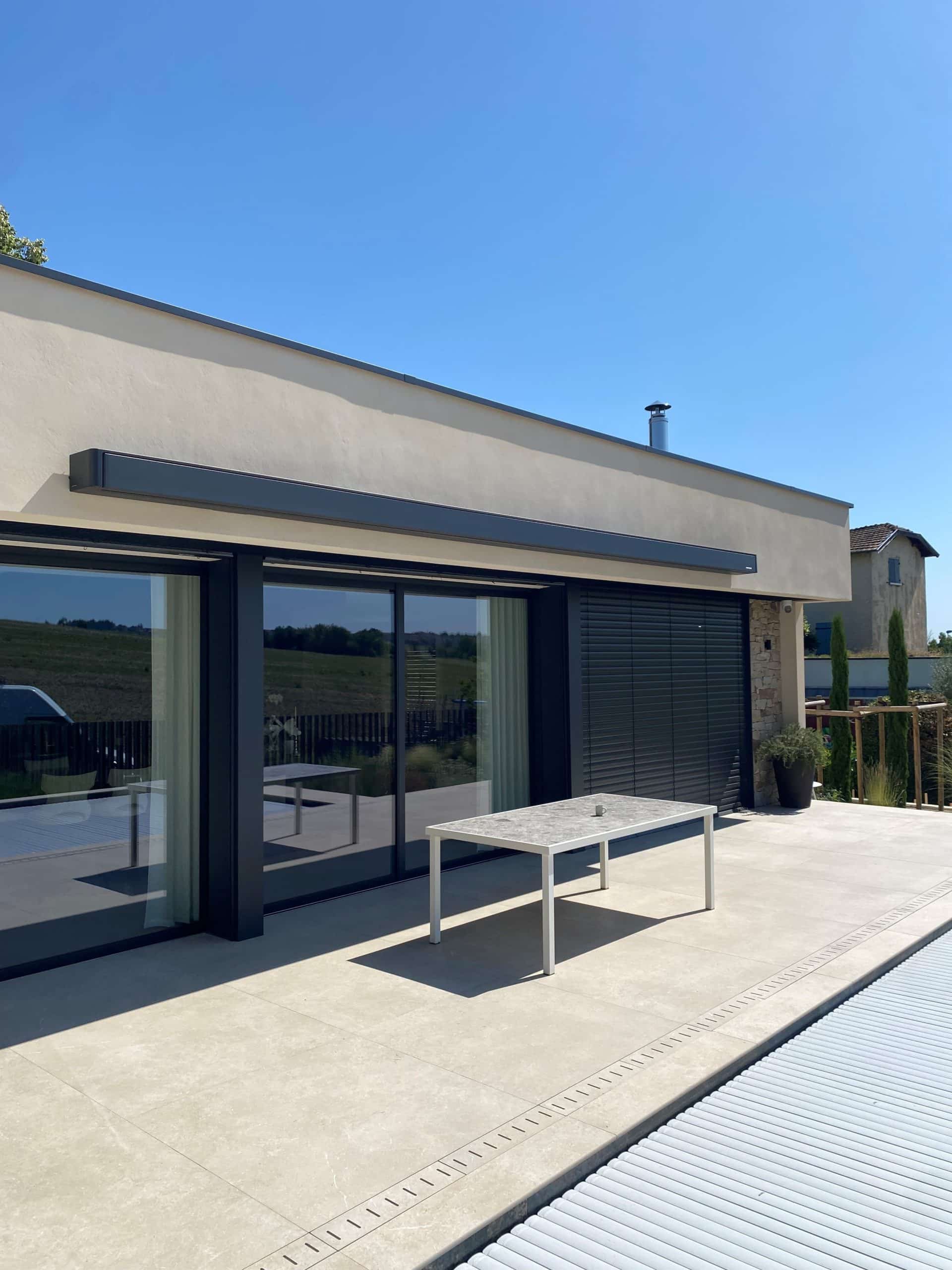 Menuiserie aluminium à Cailloux-sur-Fontaines : sur mesure