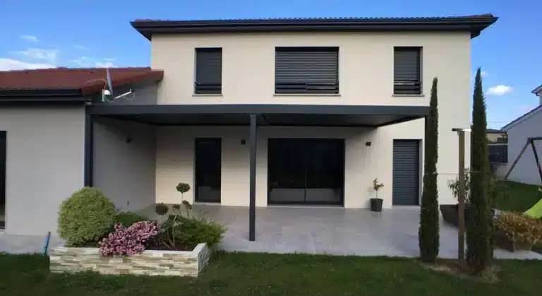 Pergola aluminium sur mesure à Pierre-Bénite