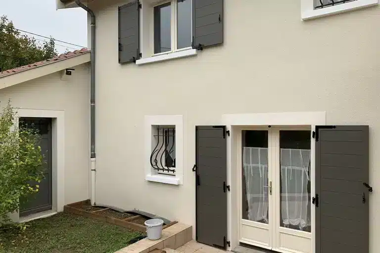 Volet aluminium à Francheville