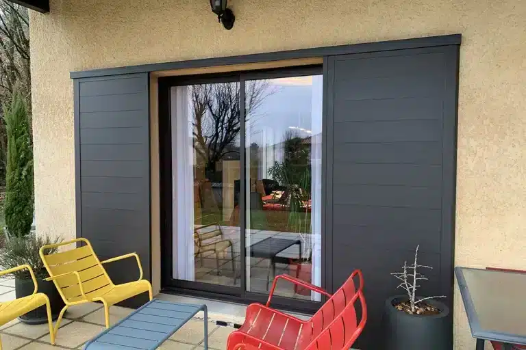 Volet aluminium sur mesure à Vourle